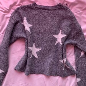Gray Star Pattern Cropped Sweater
